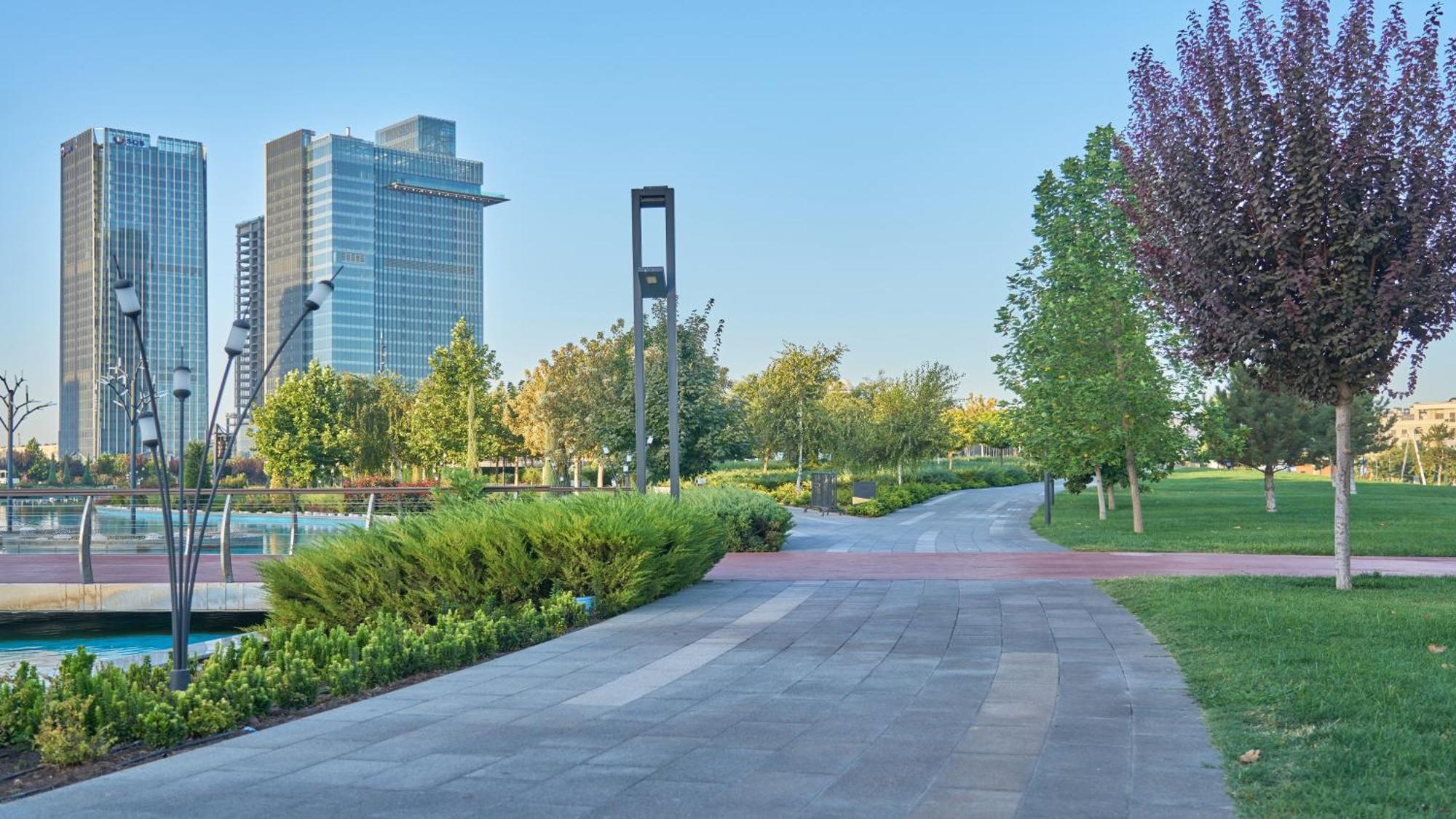 Holiday Inn Tashkent City By Ihg Esterno foto