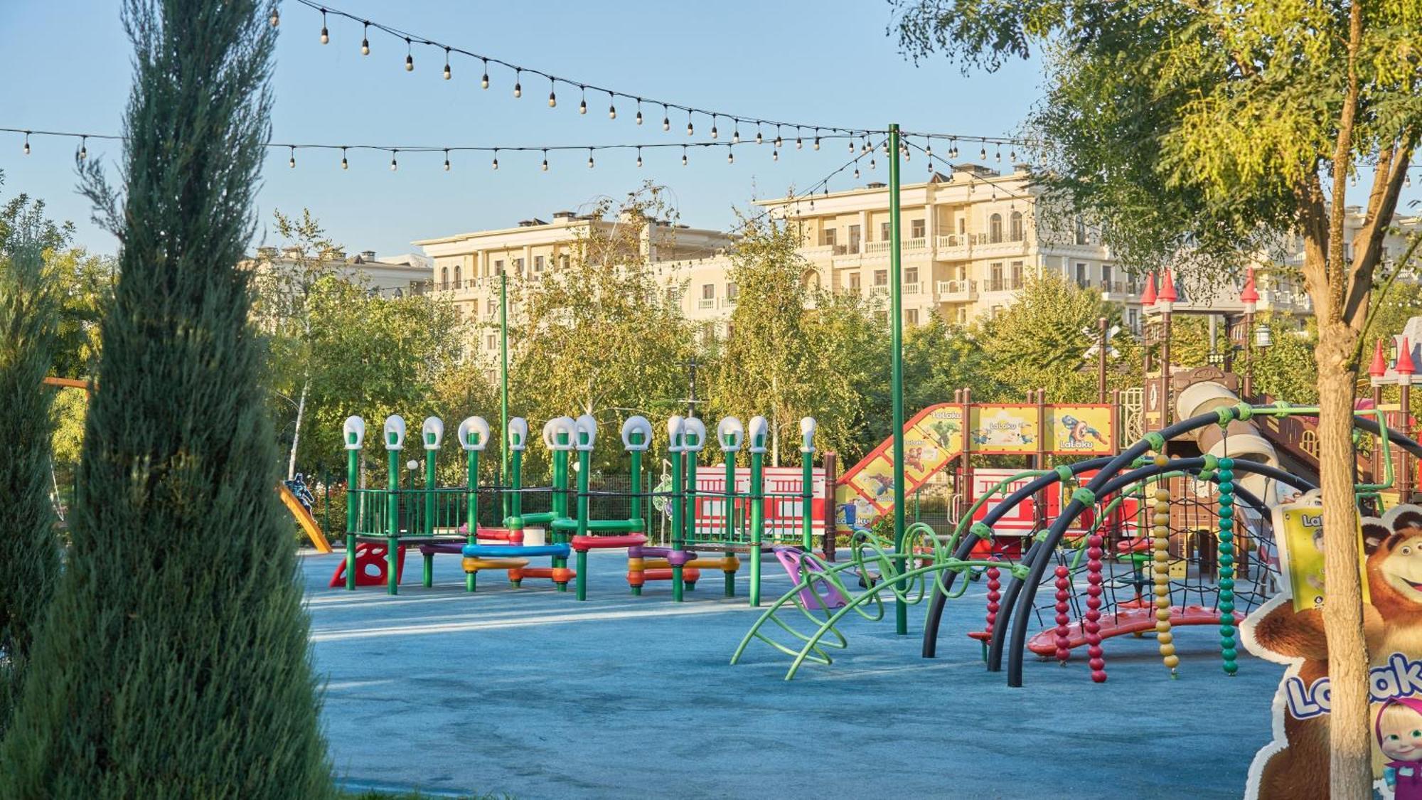 Holiday Inn Tashkent City By Ihg Esterno foto