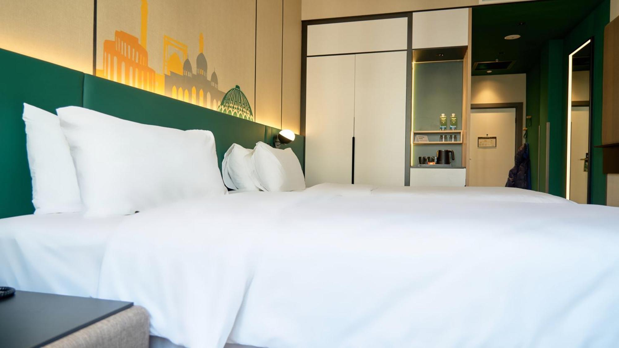 Holiday Inn Tashkent City By Ihg Esterno foto