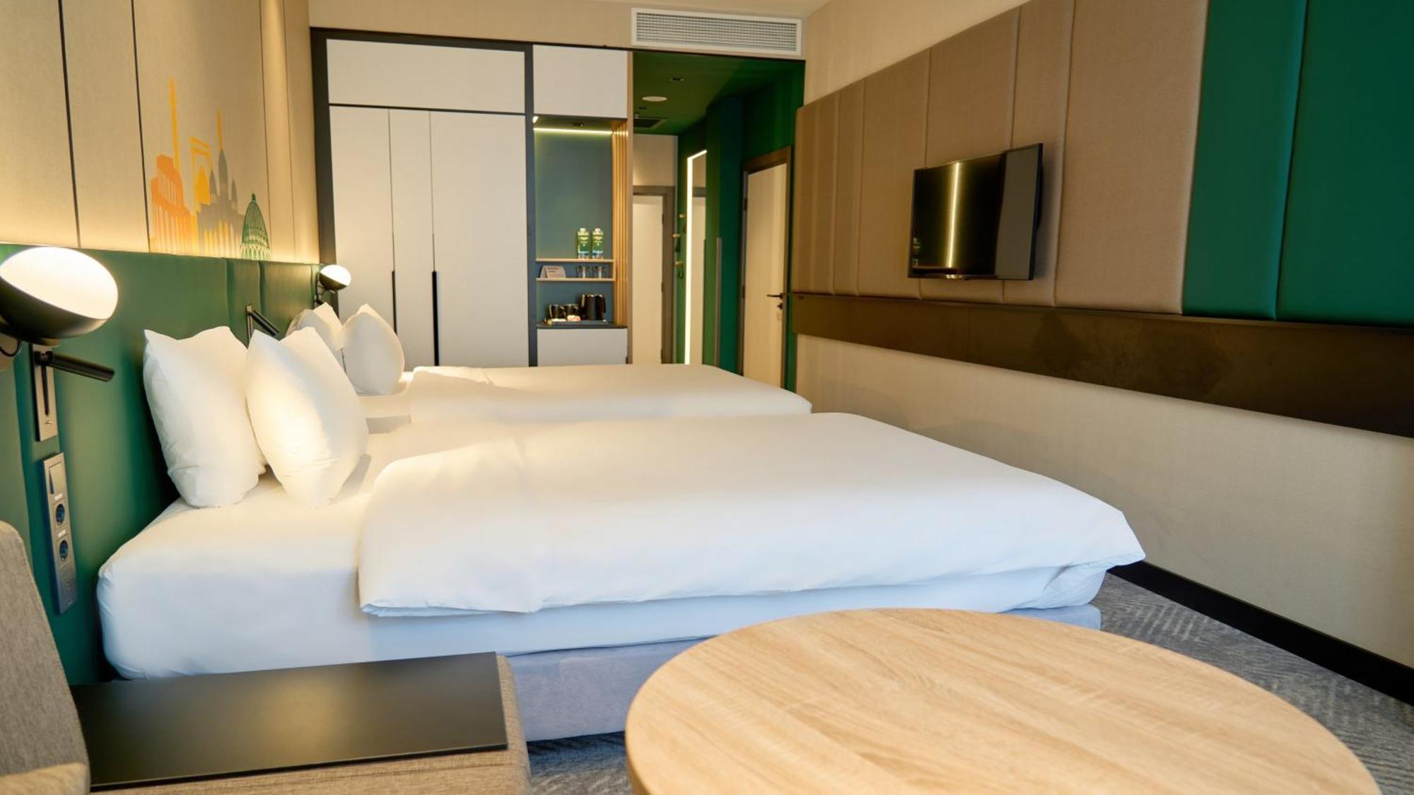 Holiday Inn Tashkent City By Ihg Esterno foto