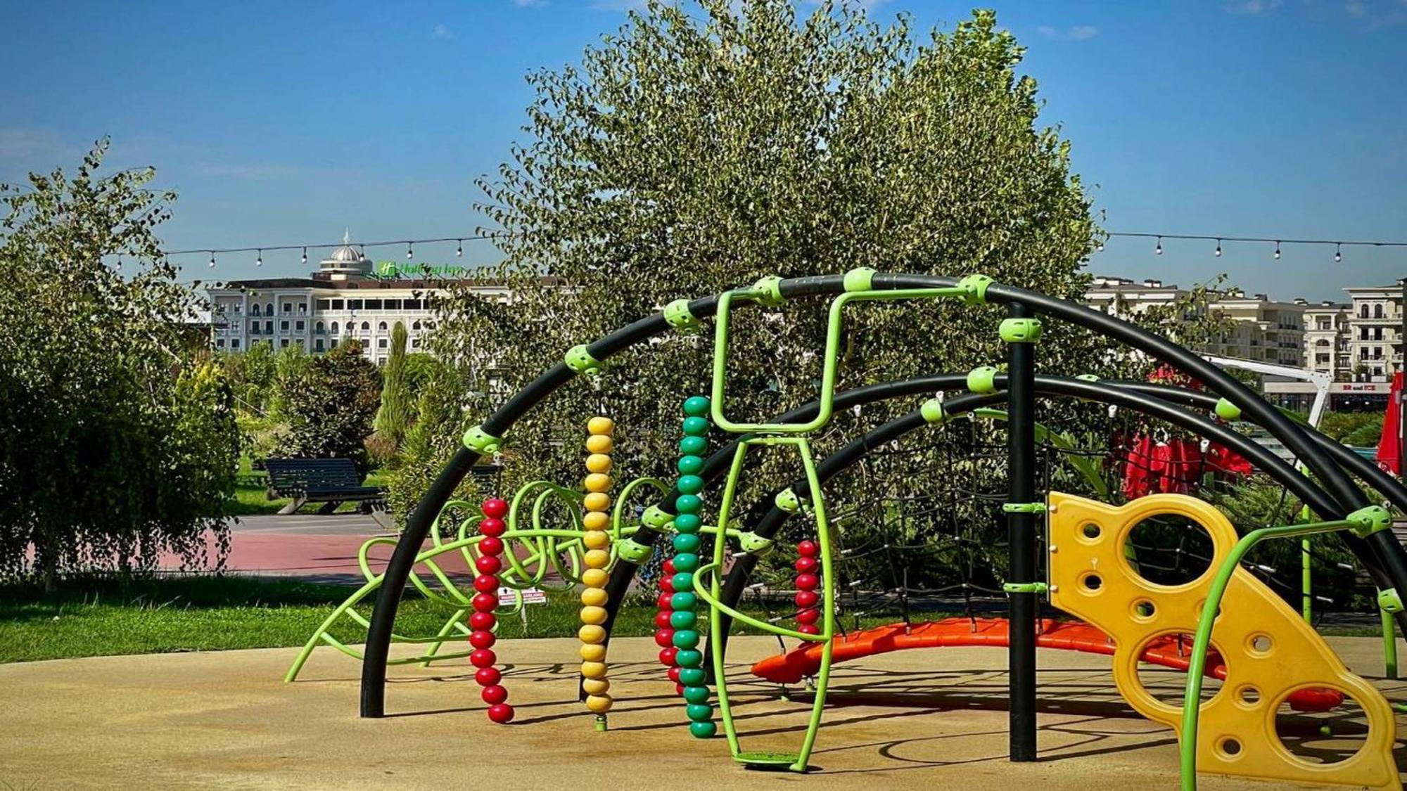 Holiday Inn Tashkent City By Ihg Esterno foto